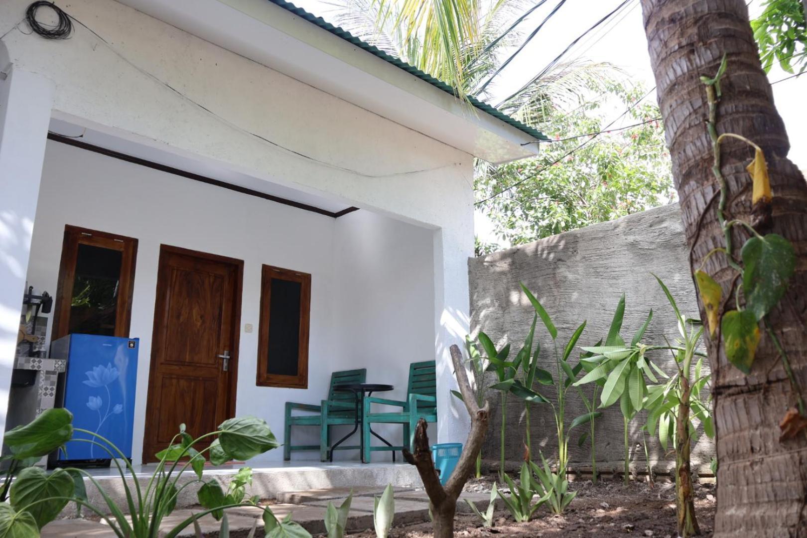 Rumah Tiga Gili Gili Air Exterior photo